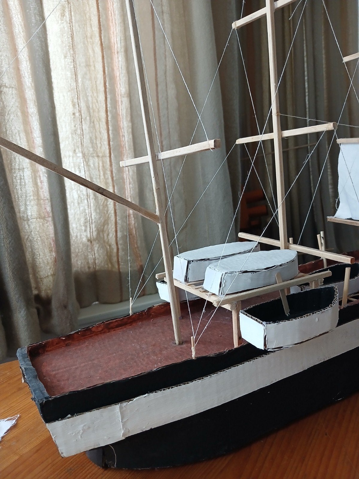 Handgemaakt Zeilboot Speelhoed - Uniek Decoratiestuk, Ophalen of Verzenden, Gebruikt, Groter dan 1:32, Overige merken