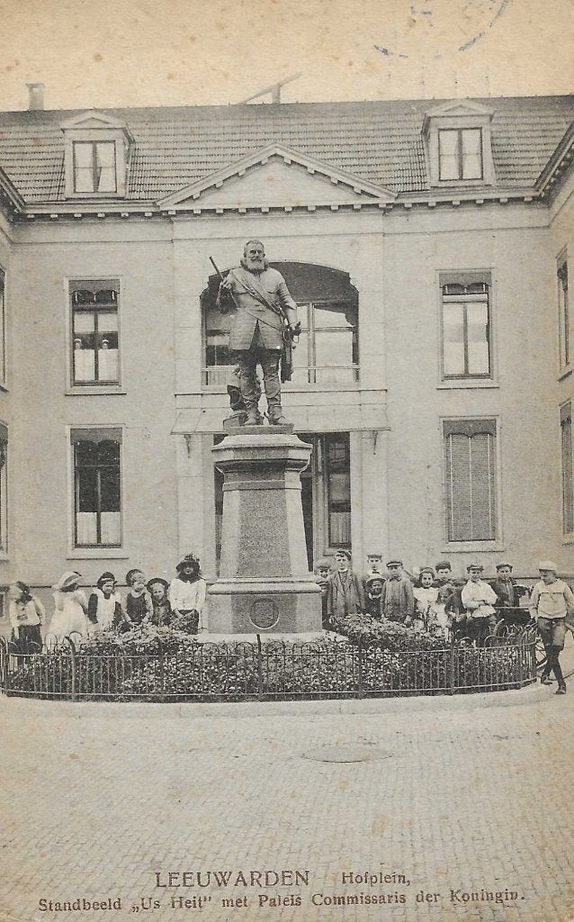 Leeuwarden, Hofplein Standbeeld Us Heit met Paleis Commissa, Verzenden, Voor 1920, Gelopen, Friesland