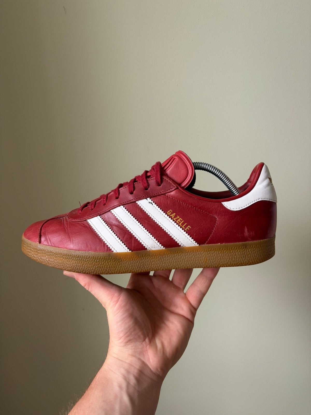 Adidas Gazelle Red Leather Vintage  / 45 1/3, Overige kleuren, Ophalen of Verzenden, Sneakers of Gympen, Zo goed als nieuw