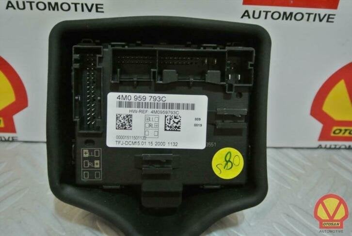 audi a4 s4 8w deur portier module 4m0959793c