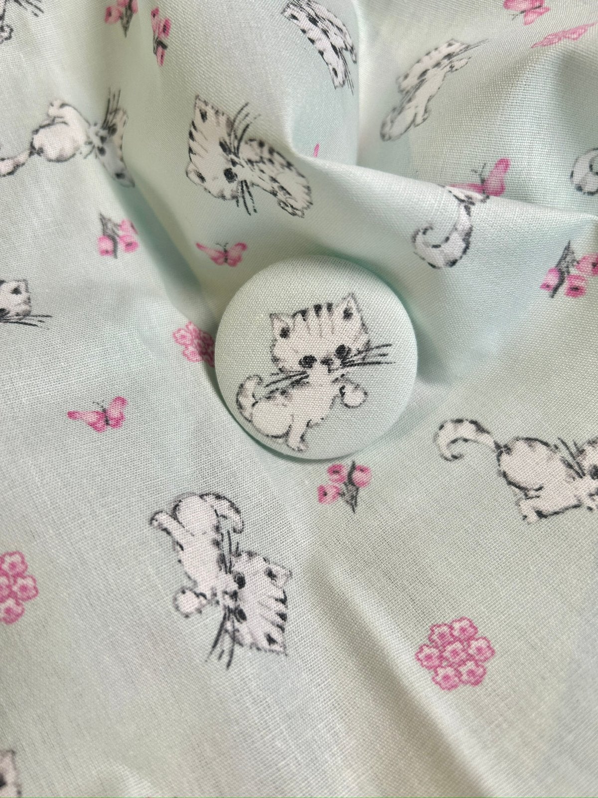 katoen mintgroen kittens/katten & vlinders., Overige kleuren, 120 cm of meer, Ophalen of Verzenden, Zo goed als nieuw