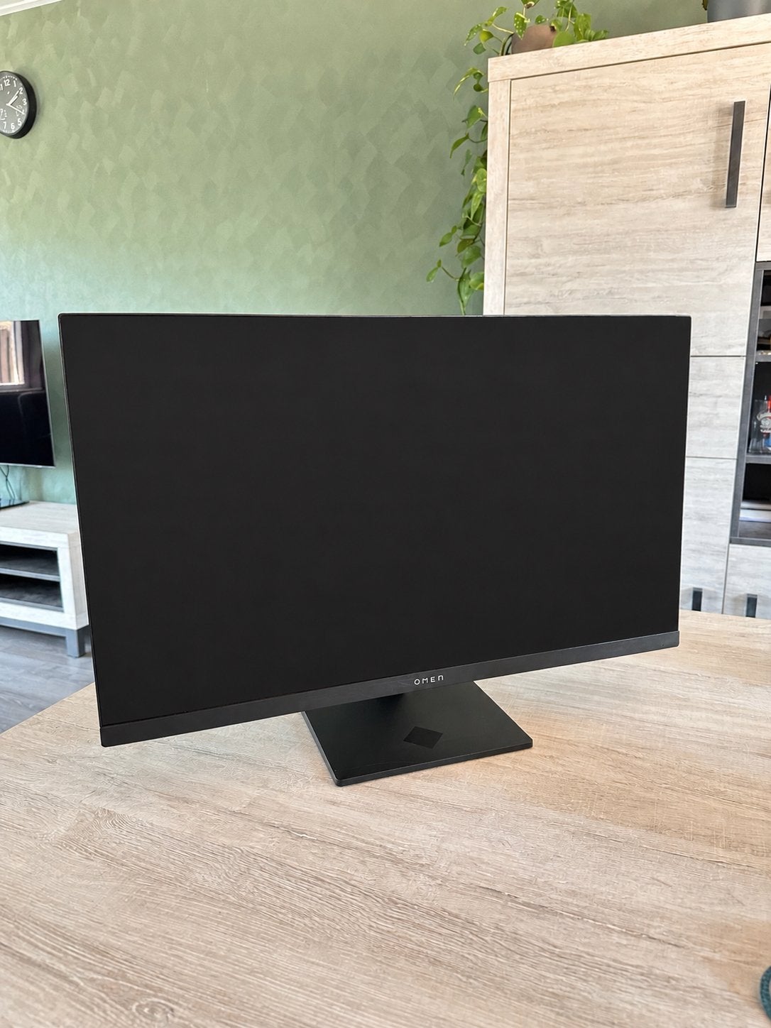 HP OMEN 27Q Gaming Monitor - QHD, 165Hz, 1ms, IPS, In hoogte verstelbaar, Zo goed als nieuw, 1 tot 2 ms