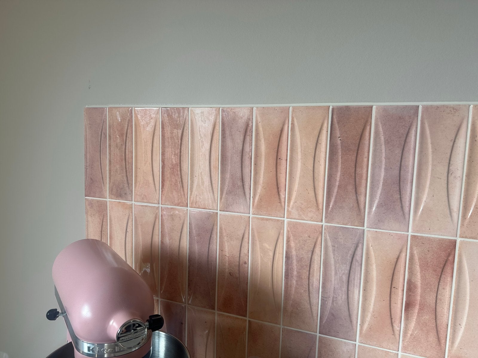 Ongeveer 80 roze/oranje tegeltjes 20x6cm - Equipe Ceramicas, Doe-het-zelf en Verbouw, Zo goed als nieuw, 20 tot 40 cm, Minder dan 5 m²