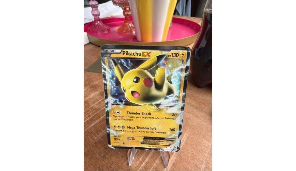 Pikachu EX – Black Star Promo – XY174, Ophalen of Verzenden, Gebruikt, Losse kaart