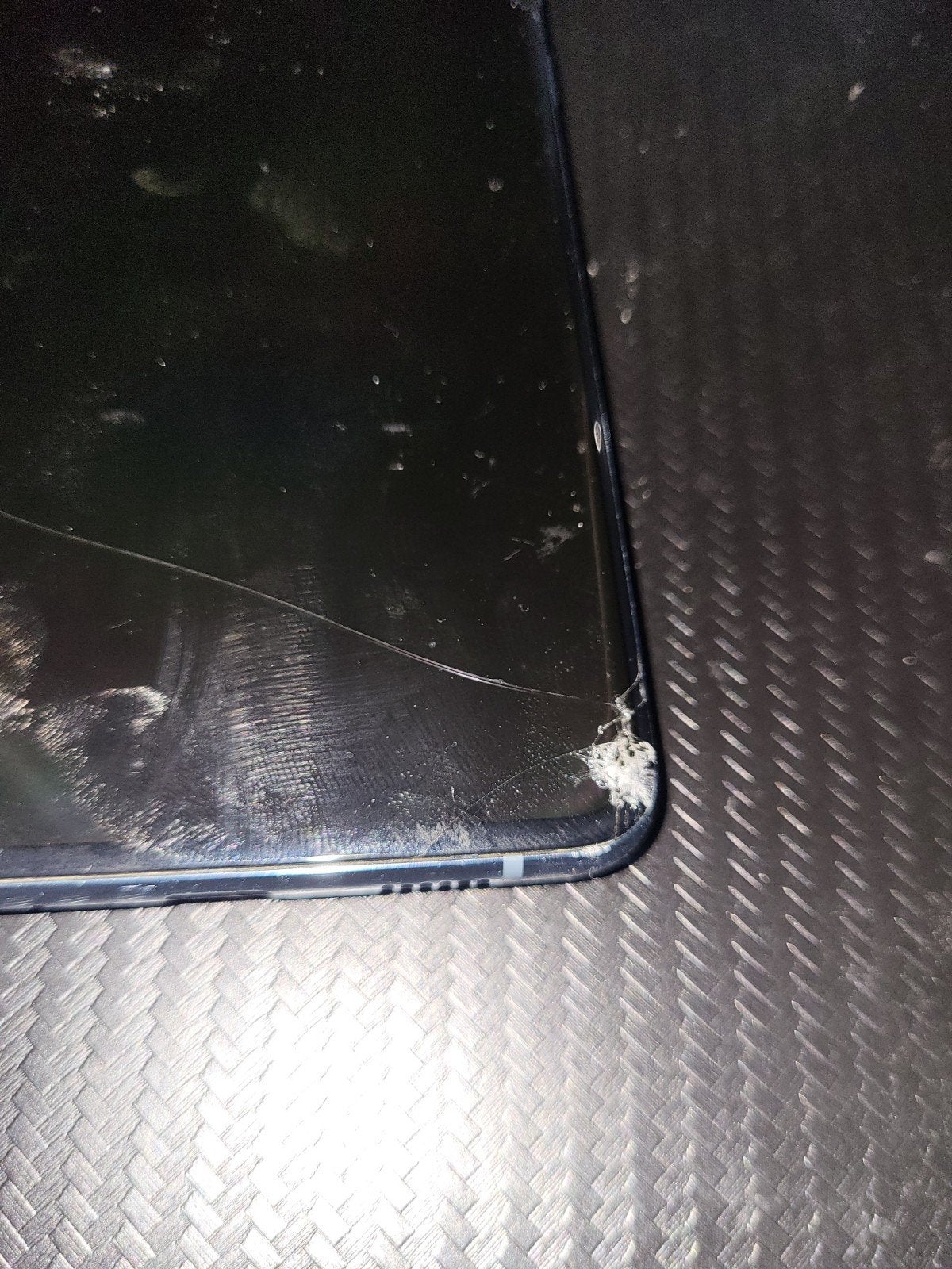 Foto 4 van Prima Galaxy S20 126 GB Beetje kapot doet het prima