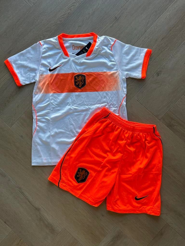 KNVB Voetbalset voor Kinderen - Nederlands Elftal - WK, Maat XS of kleiner, Verzenden, Zo goed als nieuw, Shirt