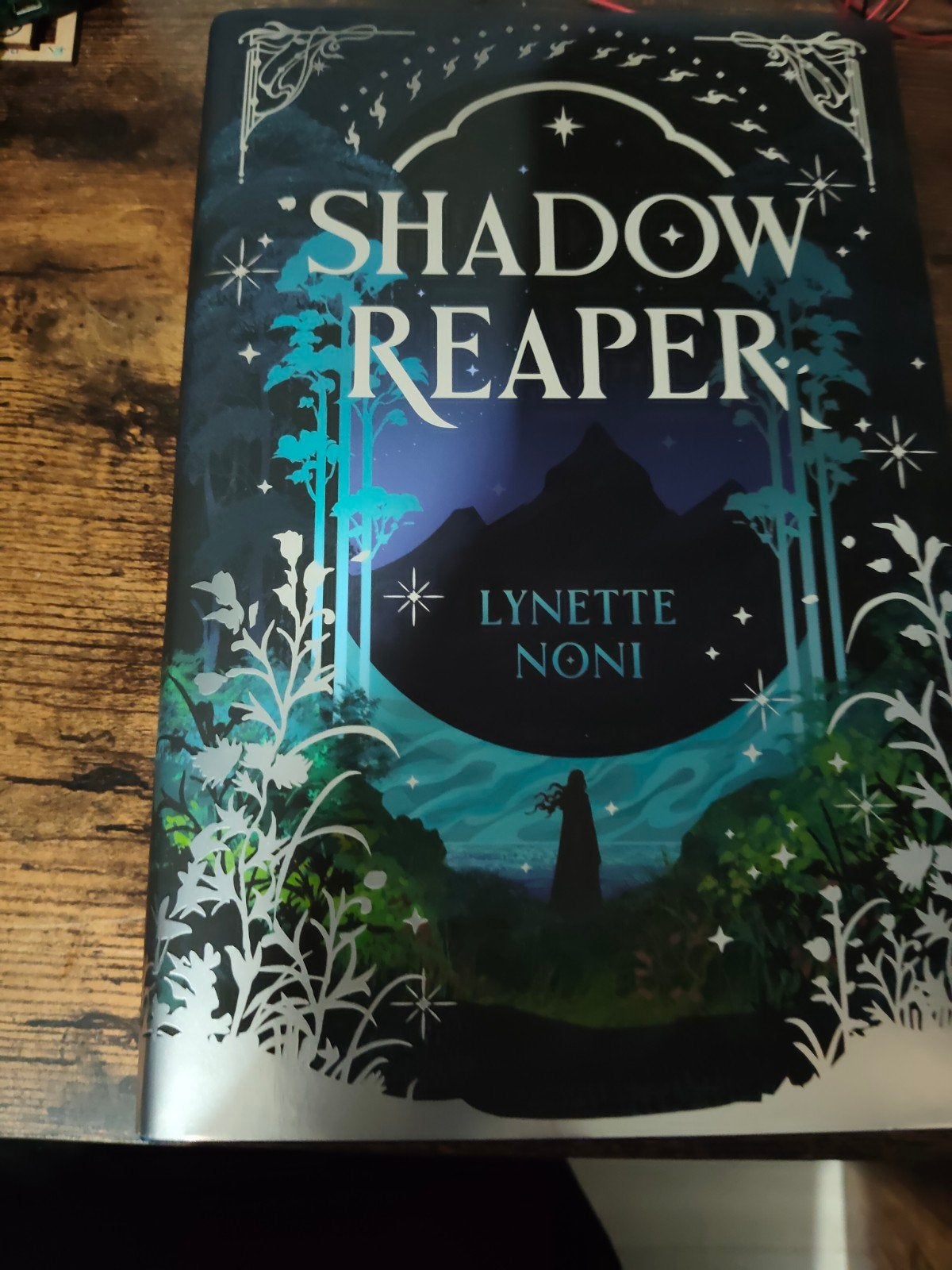 Shadow Reaper - Lynette Noni, Ophalen of Verzenden, Zo goed als nieuw, Lynette Noni