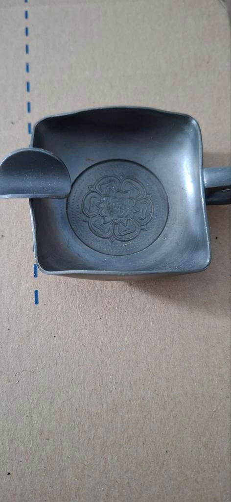 Vintage tinnen asbak met roosmotief, Ophalen of Verzenden
