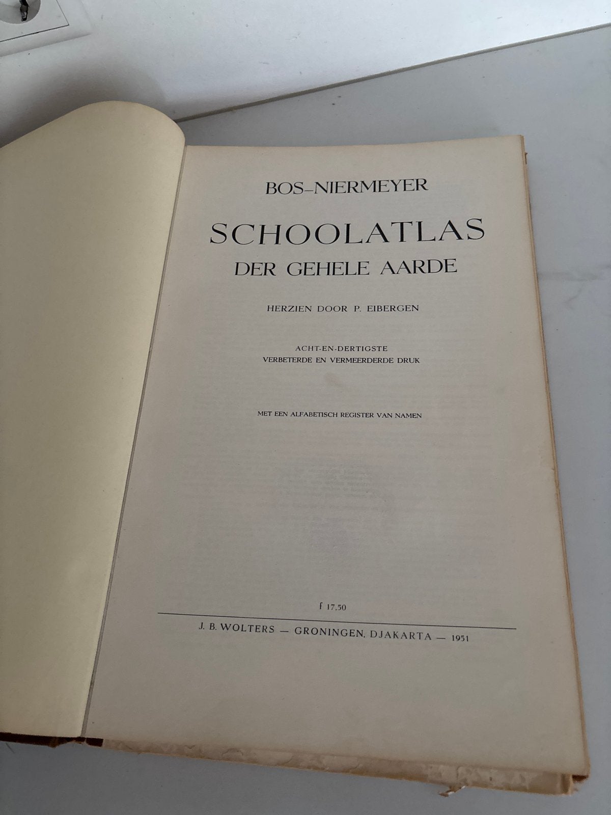 Bos-Niermeyer Schoolatlas der Gehele Aarde 1951, Gelezen, Bosatlas, Ophalen of Verzenden, 1800 tot 2000