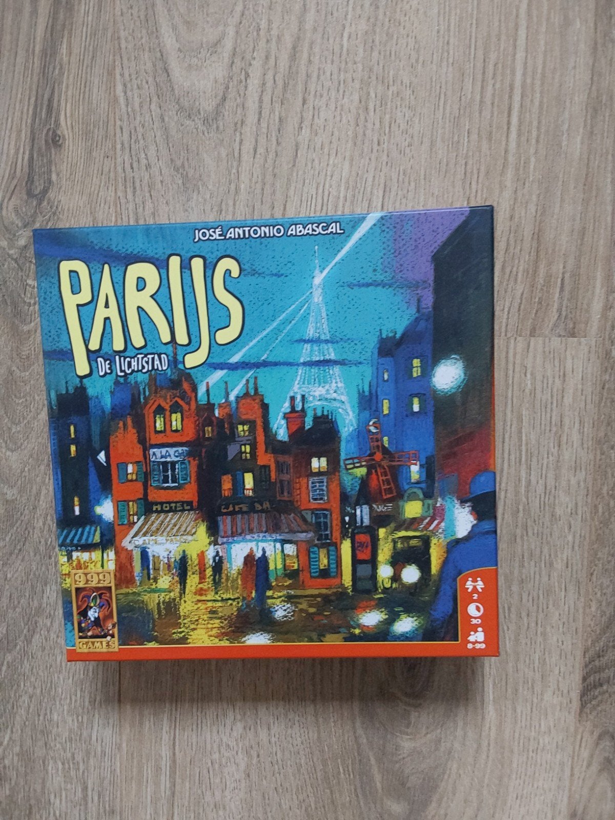 Parijs, Ophalen, Zo goed als nieuw