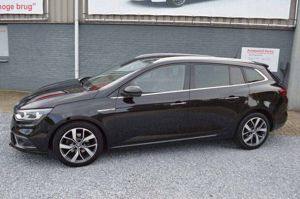 Renault Mégane Estate 1.2 TCe Bose Automaat Airco Leer Navi, Auto's, Gebruikt, Euro 6, 4 cilinders, Leder en Stof