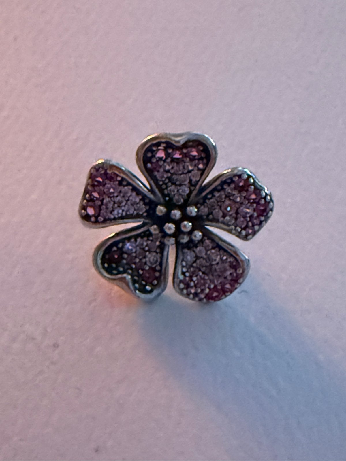 Pandora Grote Bloem Bedel met Zirkonia, Gebruikt, Pandora, Ophalen of Verzenden, 1 bedel