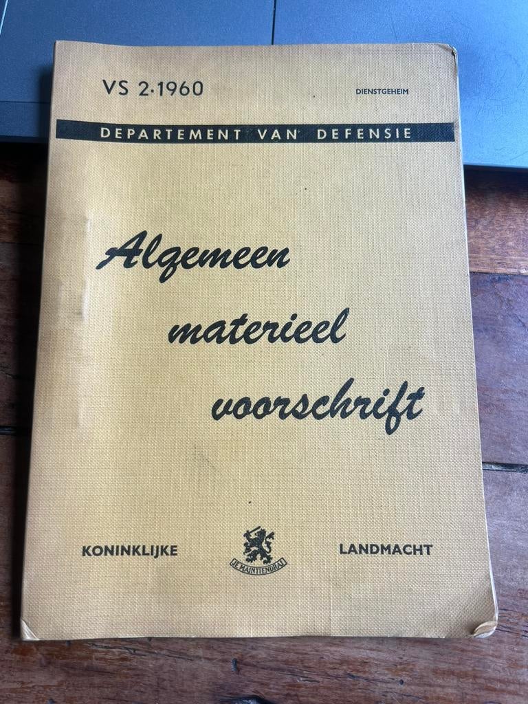 KL Defensie materieel voorschrift munitie wapens 43 Tank Bat, Verzamelen, Verzenden, Nederland, Landmacht