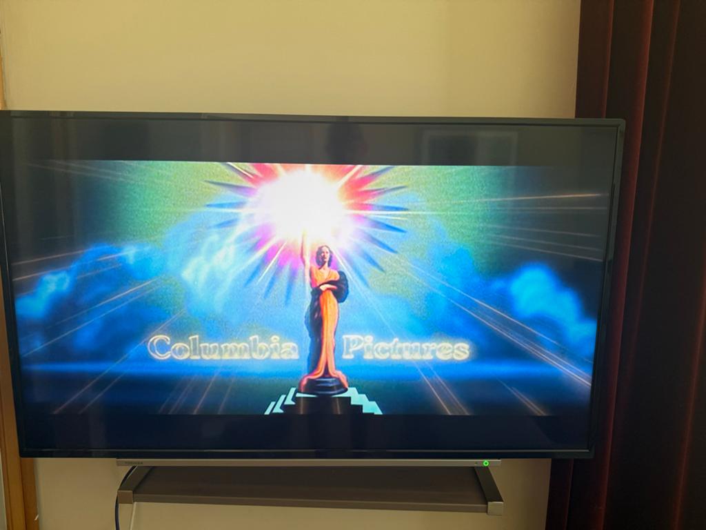 Toshiba 4K Smart TV - Zo goed als nieuw, Ophalen, 50 Hz, Zo goed als nieuw, 100 cm of meer