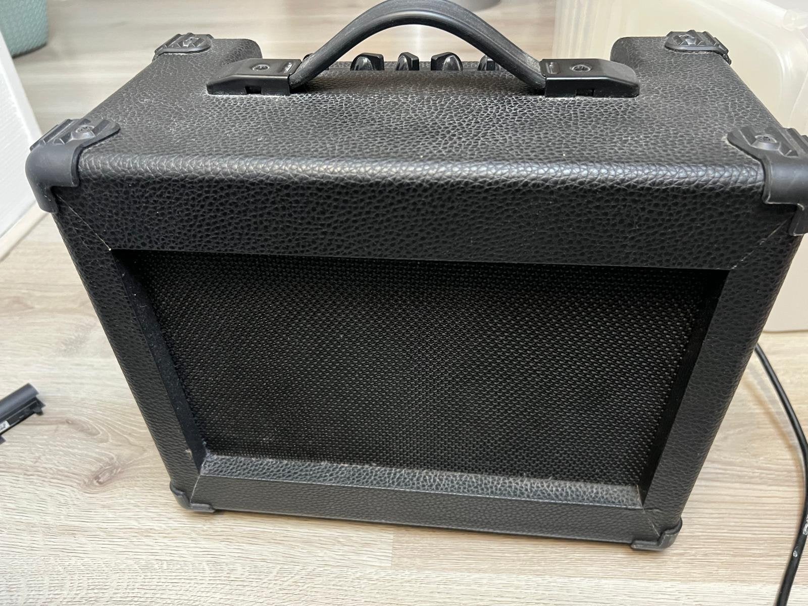 G-15 elektrische gitaarversterker, Muziek en Instrumenten, Ophalen, Gebruikt