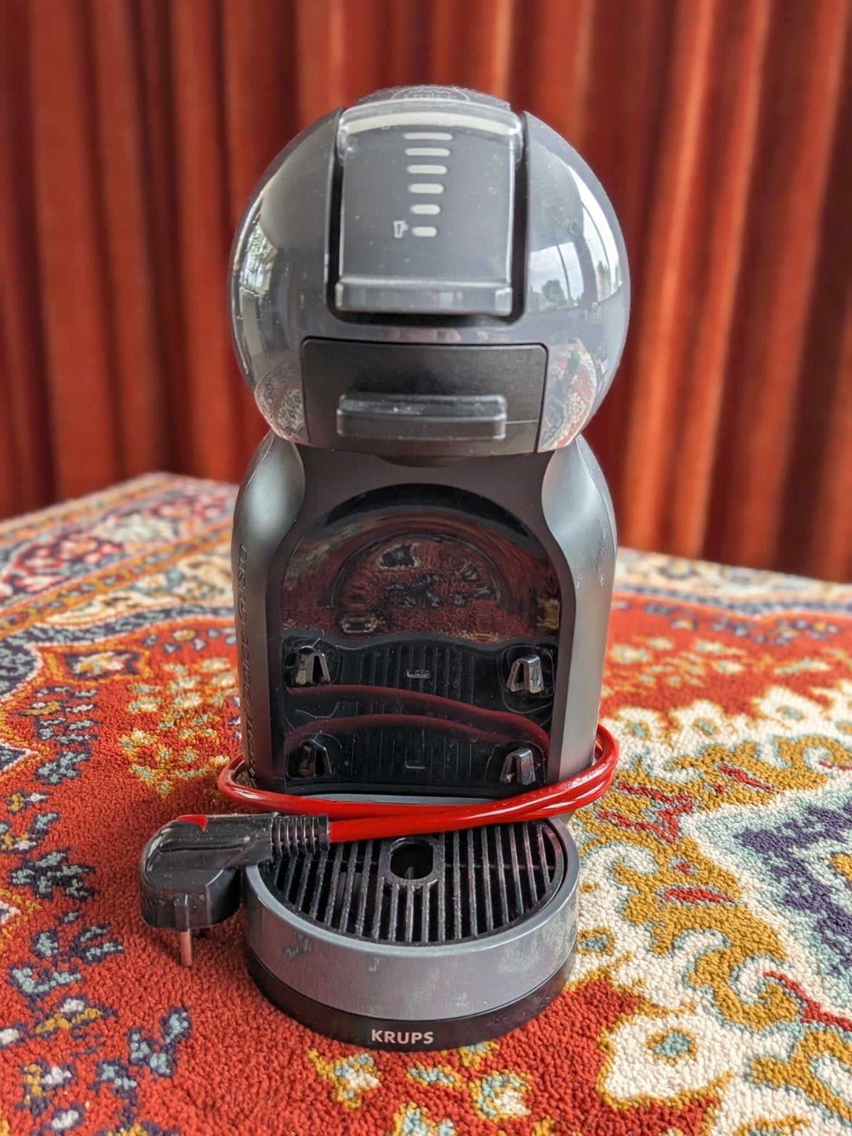 Krups Dolce Gusto Mini Me Koffiezetapparaat Grijs, Witgoed en Apparatuur, Koffiezetapparaten, Gebruikt, Koffiemachine, Ophalen of Verzenden