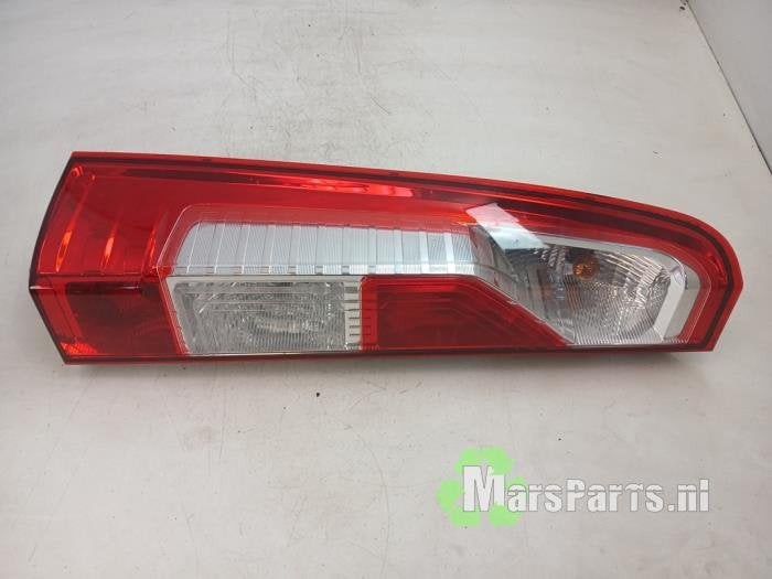 Achterlicht links van een Renault Master, Gebruikt, -, Renault, -