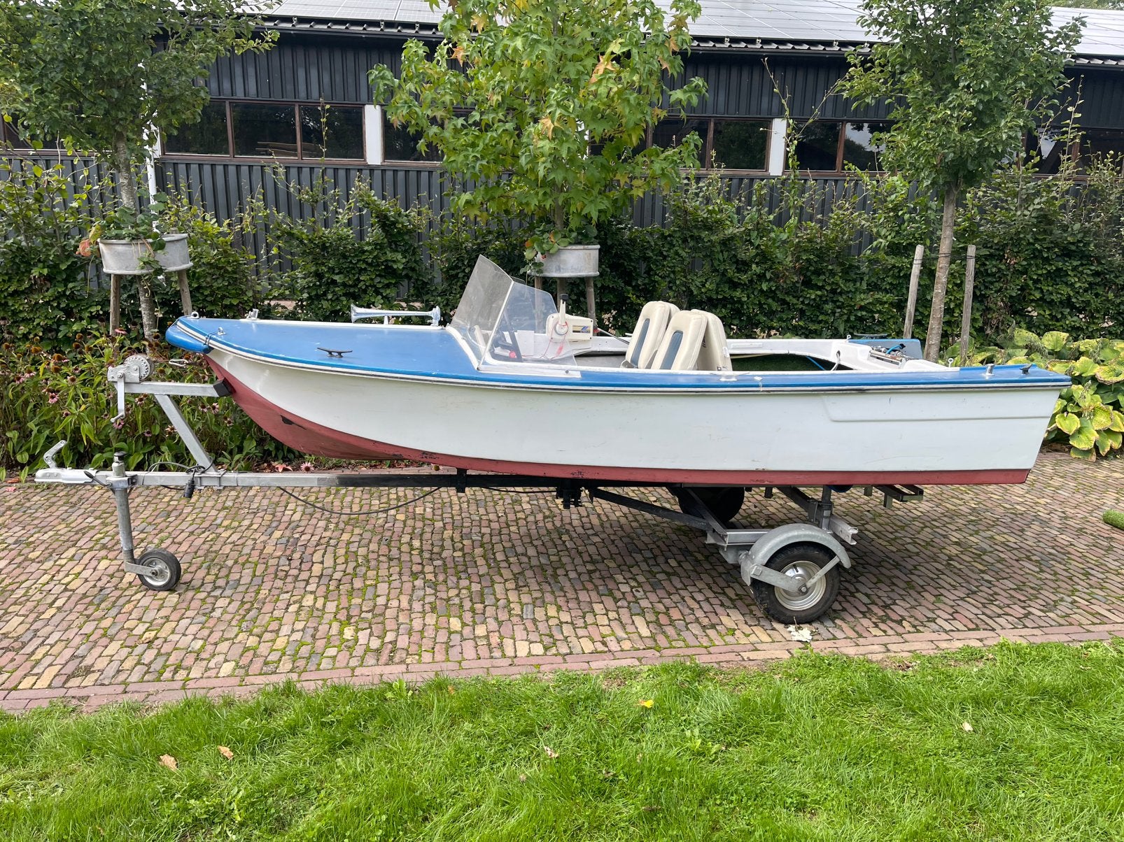 Speedboot 380 met trailer, Watersport en Boten, Overige merken, Gebruikt, 4 m, Met afstandsbediening