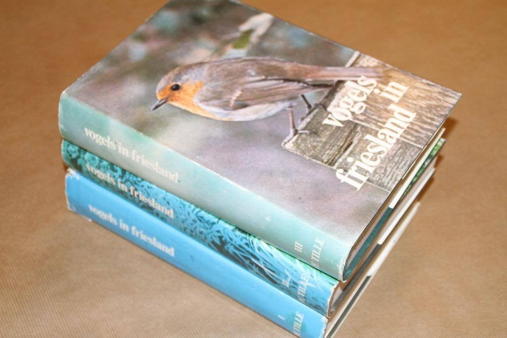 Vogels in Friesland - 3 delen [compleet] zeer uitgebreid, Boeken, Ophalen of Verzenden, Gelezen, Vogels