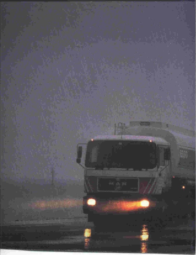 kalender april 1989 - maart 1990 MAN Esso tankwagen, Boeken, Ophalen of Verzenden, Nieuw, Overige merken
