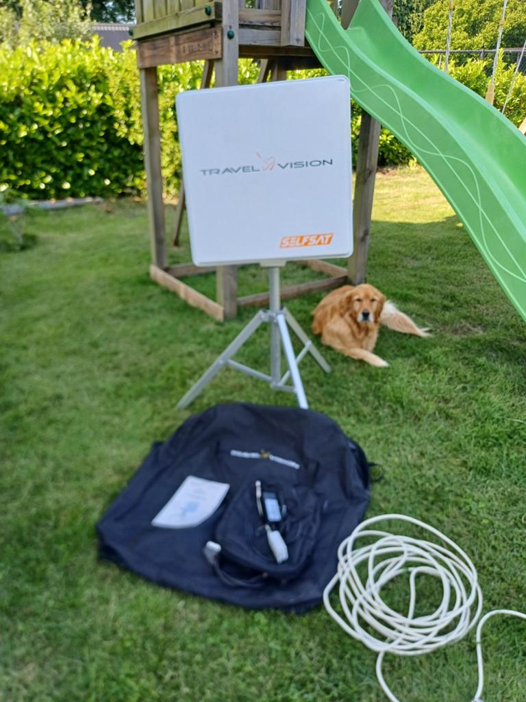 Travel Vision R6 Flat Automatische Satellietschotel, Audio, Tv en Foto, Schotelantennes, Ophalen, Gebruikt, (Schotel)antenne, Overige merken