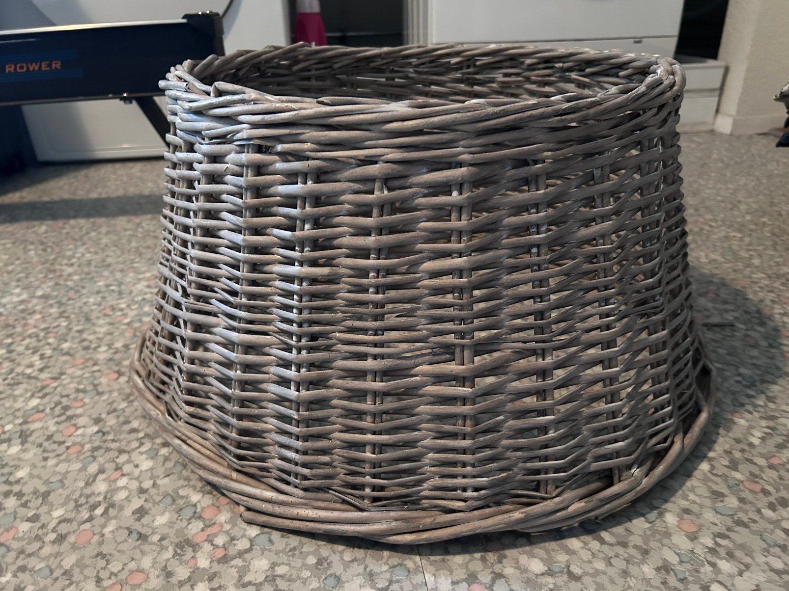 Rieten mand voor voet kerstboom, Diversen, Kerst, Ophalen, Zo goed als nieuw