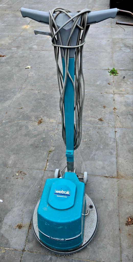 Wetrok Optispeed 543 poetsmachine, Ophalen