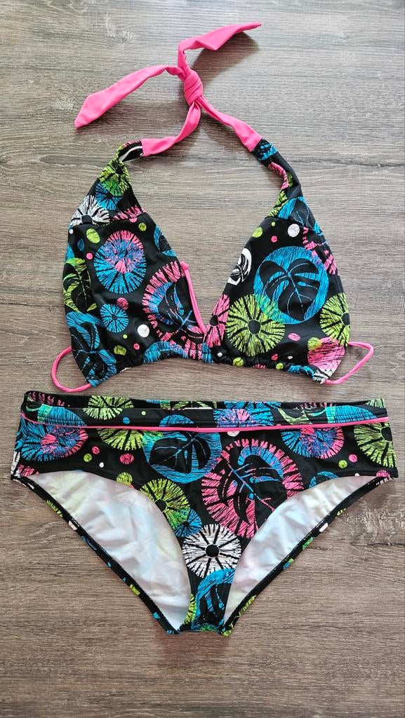 Zwarte bikini met kleurrijke print, Ophalen of Verzenden, Gedragen, Zwart, Bikini