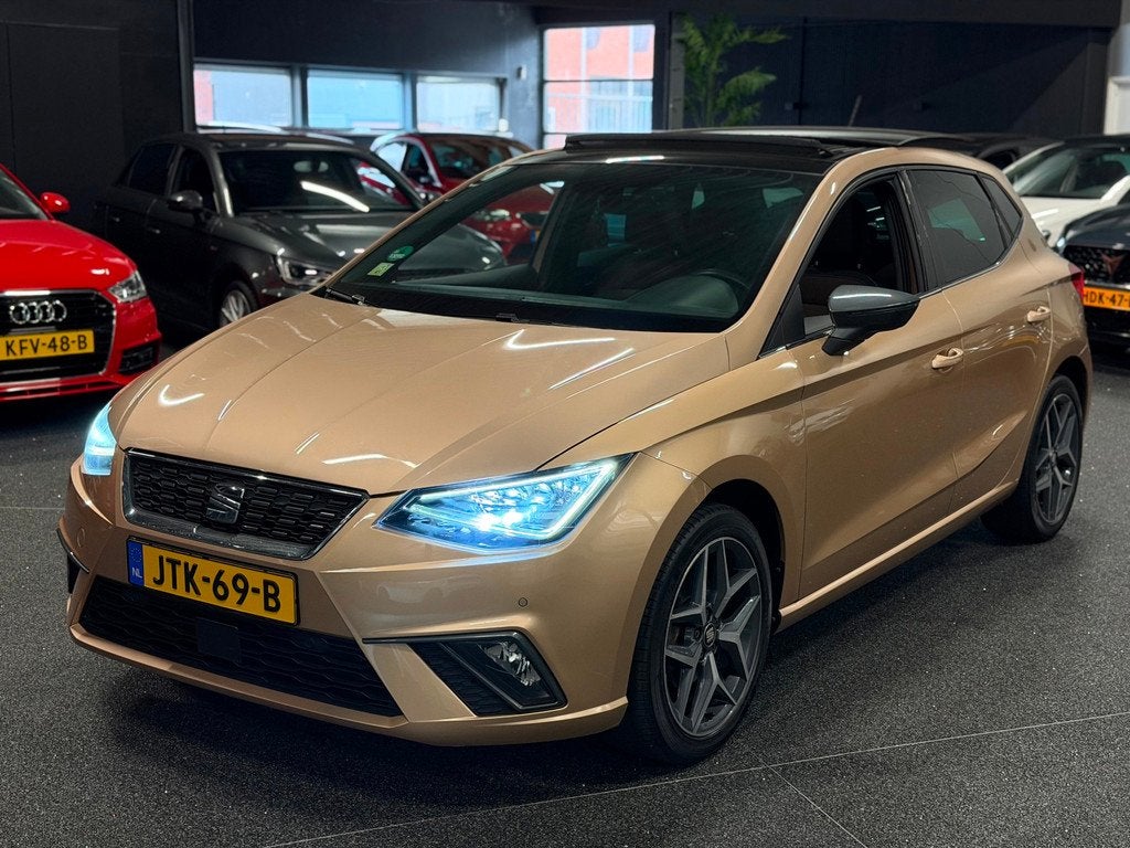Seat Ibiza 1.0 TSI Xcellence DSG/LED/PANO/BEATS/CARPLAY/DCC/, Stof, Gebruikt, Ibiza, Origineel Nederlands
