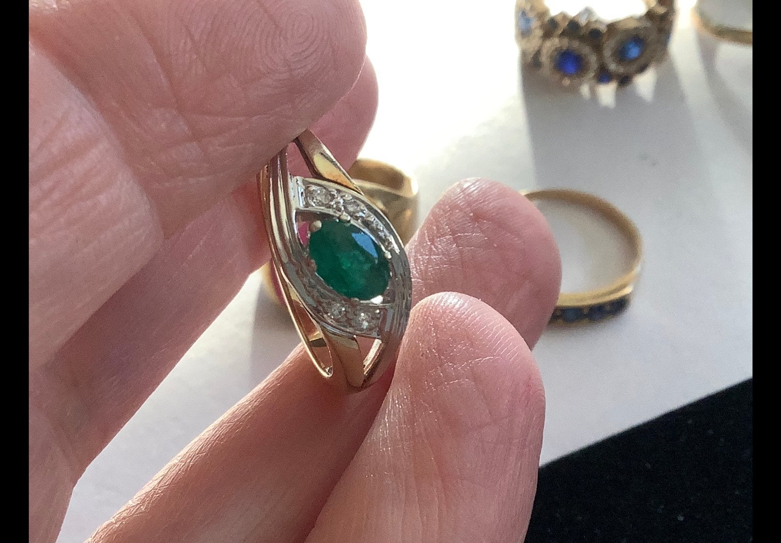 Vintage gouden ring Smaragd Briljante edelstenen 14 k goud, Verzenden, Met edelsteen, Dame, Goud