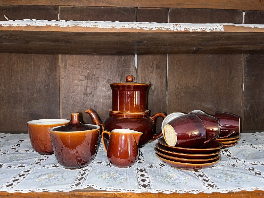 156 - Bruin service, Overige materialen, Overige merken, Vintage, Ophalen of Verzenden