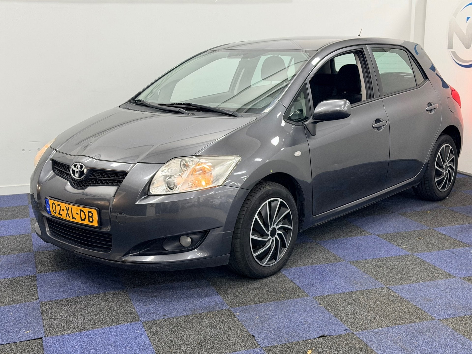 Toyota Auris 1.6-16V Sol / AUTOMAAT / NAP / RIJDT SCHAKELT G, Dealer onderhouden, 450 kg, Gebruikt, 4 cilinders