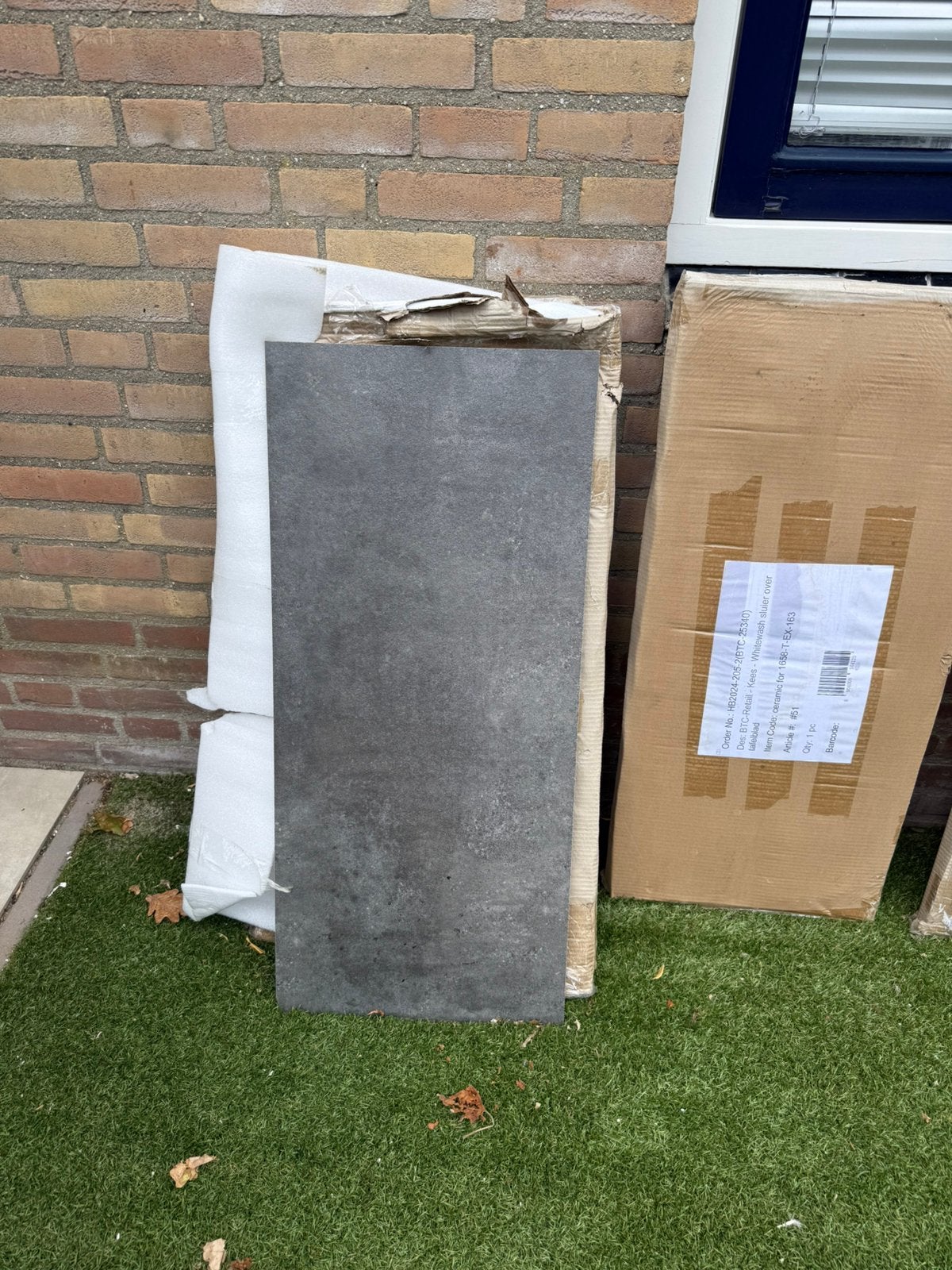 5 donkergrijze tegels, Ophalen, 60 cm of meer, Nieuw, Minder dan 5 m²