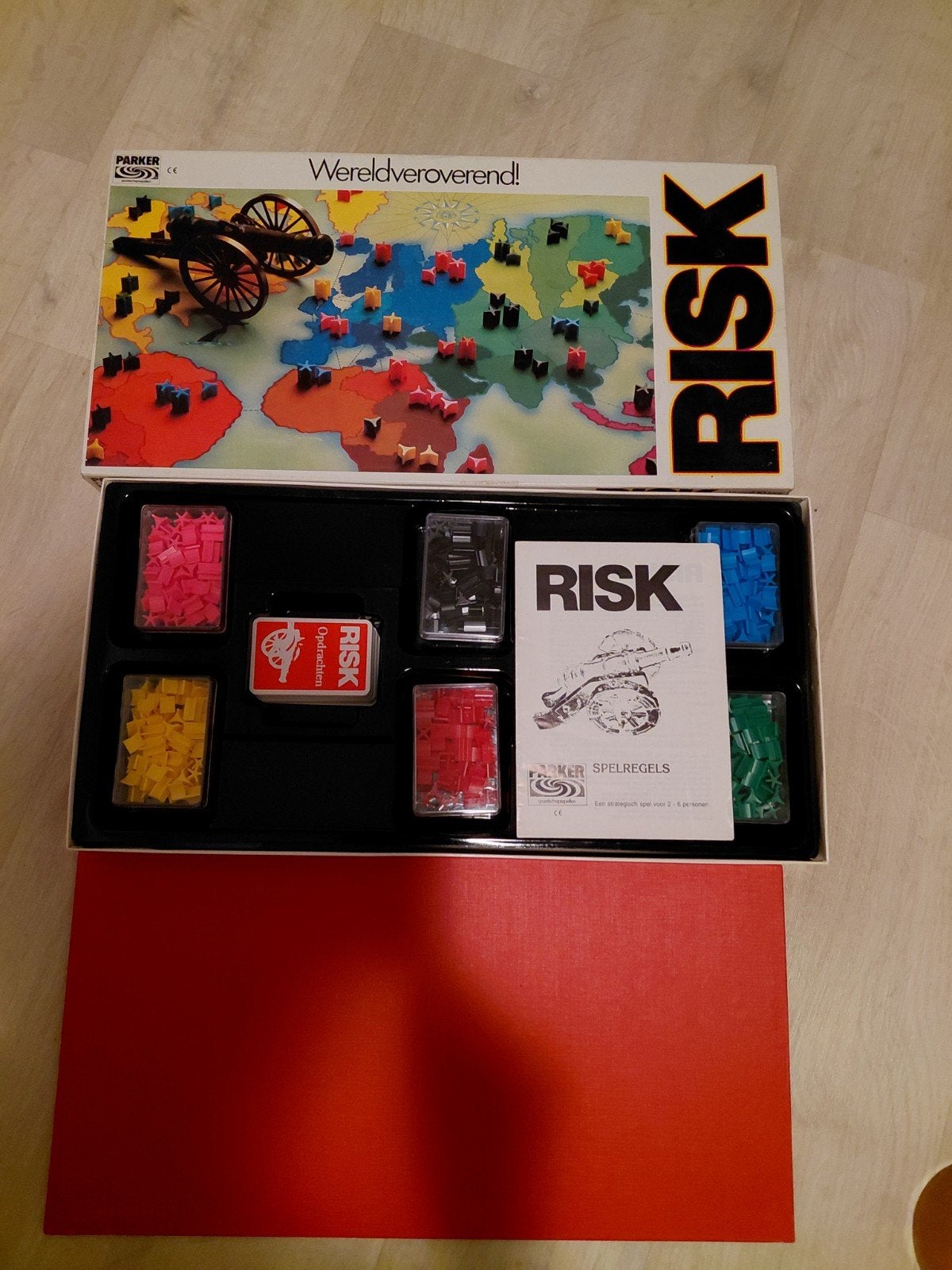 RISK WERELDVEROVEREND, Ophalen of Verzenden