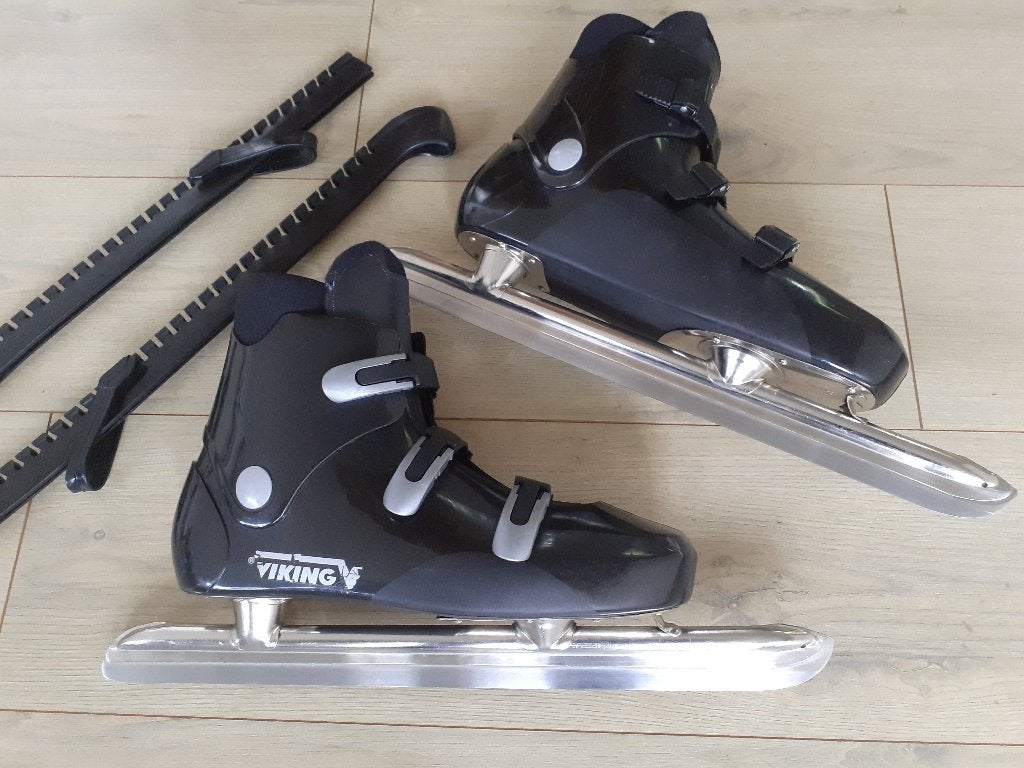 Geslepen Viking combinoren schaatsen maat 44 als nieuw., Viking, Combinoren, Ophalen of Verzenden, Zo goed als nieuw