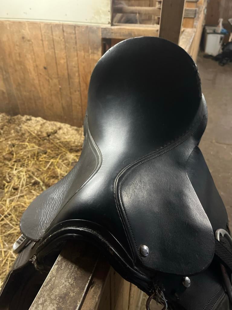 16 inch veelzijdigheidszadel –  prima voor een nieuw rondje!, Dieren en Toebehoren, Ophalen of Verzenden, Gebruikt, Recreatie
