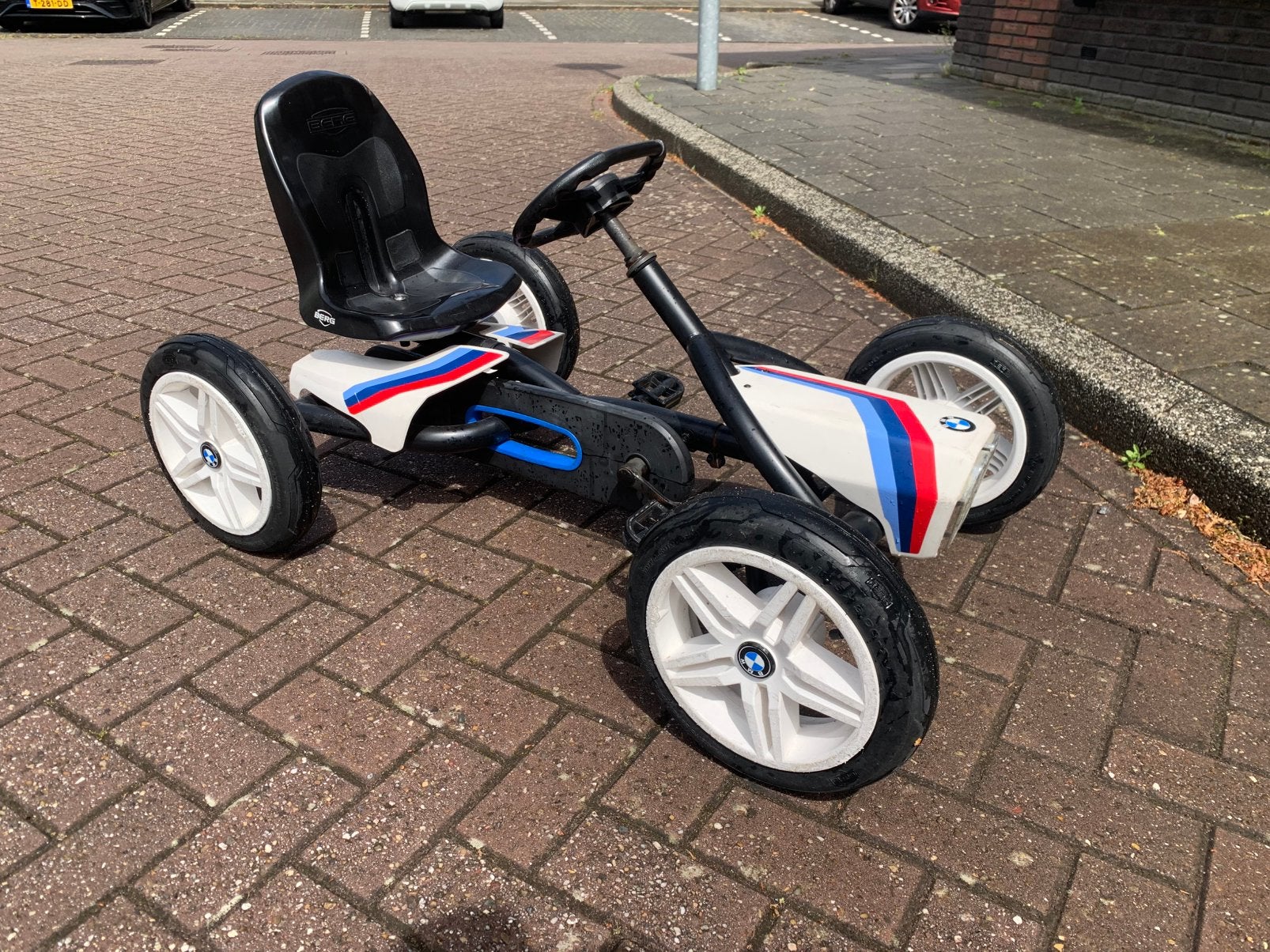 Coole Berg buddy BMW skelter , voor 3/8 jaar , met bfr rem, Ophalen, Zo goed als nieuw, Berg