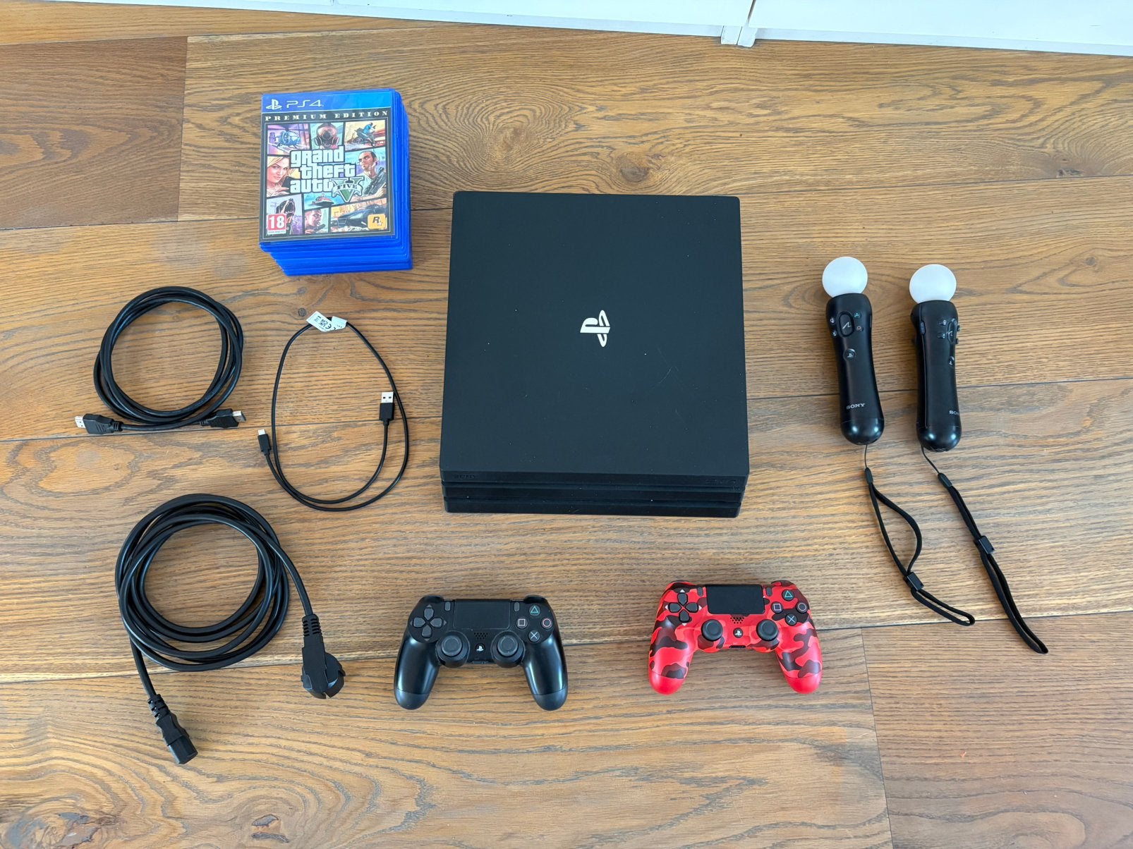 Playstation 4 pro met controllers en 6 games, Ophalen, 1 TB, Pro, Met 3 controllers of meer