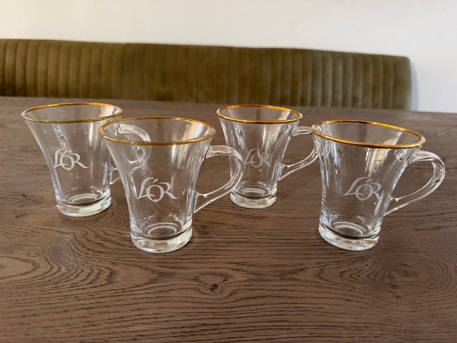 L'OR koffie kopjes met gouden rand - set van 4, Overige merken, Ophalen of Verzenden, Modern, Kop(pen) en/of Schotel(s)