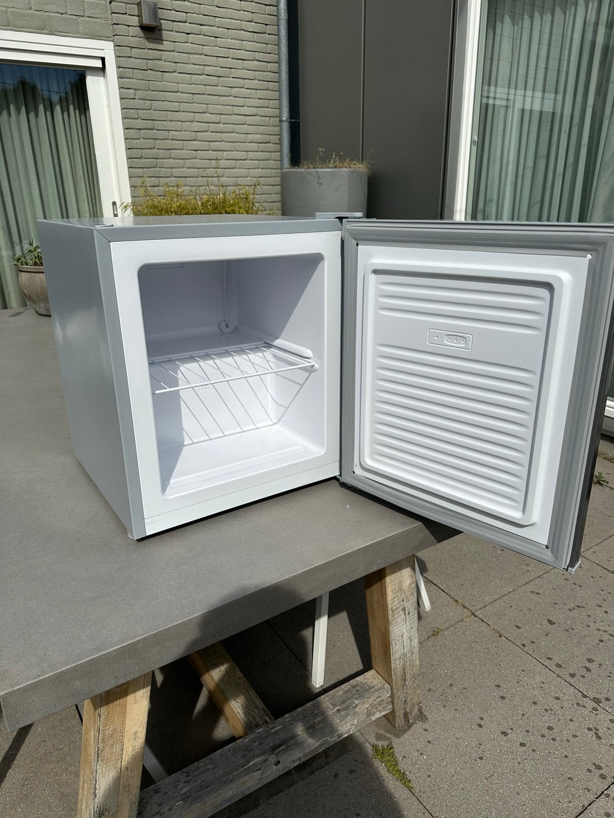 Primo Mini Vriezer - Compact en Efficiënt, Witgoed en Apparatuur, Ophalen, Gebruikt, Met aparte vriezer, Minder dan 75 liter