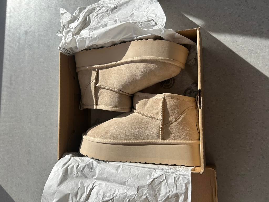 Ugg Boots - EU 39 - Nieuw, Ophalen of Verzenden, Zo goed als nieuw