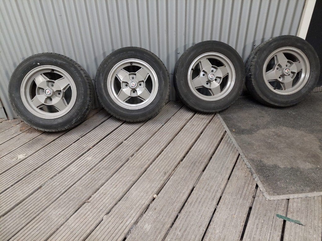Alfa 105 banden, Auto-onderdelen, Banden en Velgen, Ophalen, 14 inch, Gebruikt, Banden en Velgen