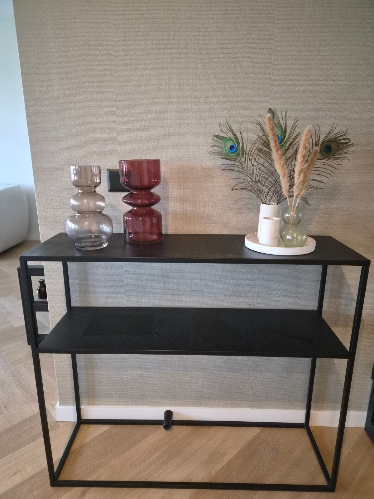 sidetable zwart metaal, Huis en Inrichting, Tafels | Sidetables, Ophalen, 100 tot 150 cm, Zo goed als nieuw, Metaal