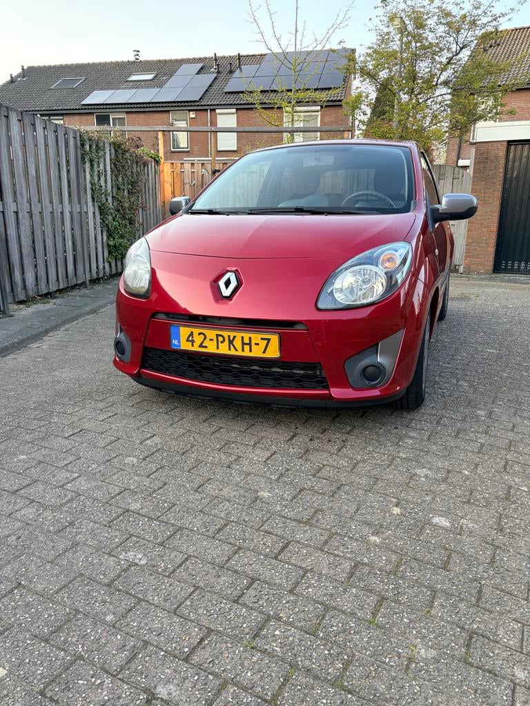Renault Twingo 1.2 16V 2011 Rood, 839 kg, Twingo, 74 pk, 4 cilinders