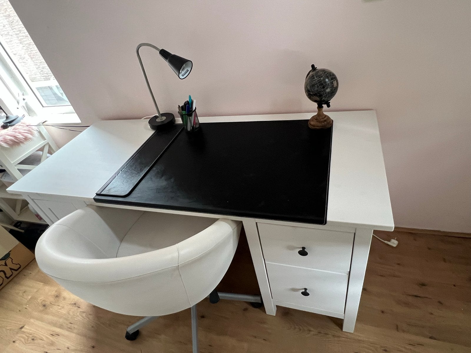 IKEA Hemnes Wit bureau met lades en kast, Huis en Inrichting, Ophalen, Gebruikt, Overige merken, Computerbureau