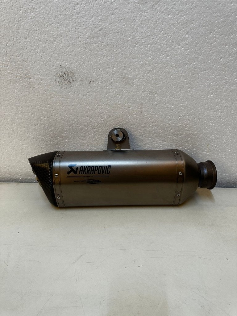 Akrapovic Slip-on Uitlaat KTM 1290 Super Duke R (2014-2016), Motoren, Ophalen of Verzenden, Zo goed als nieuw
