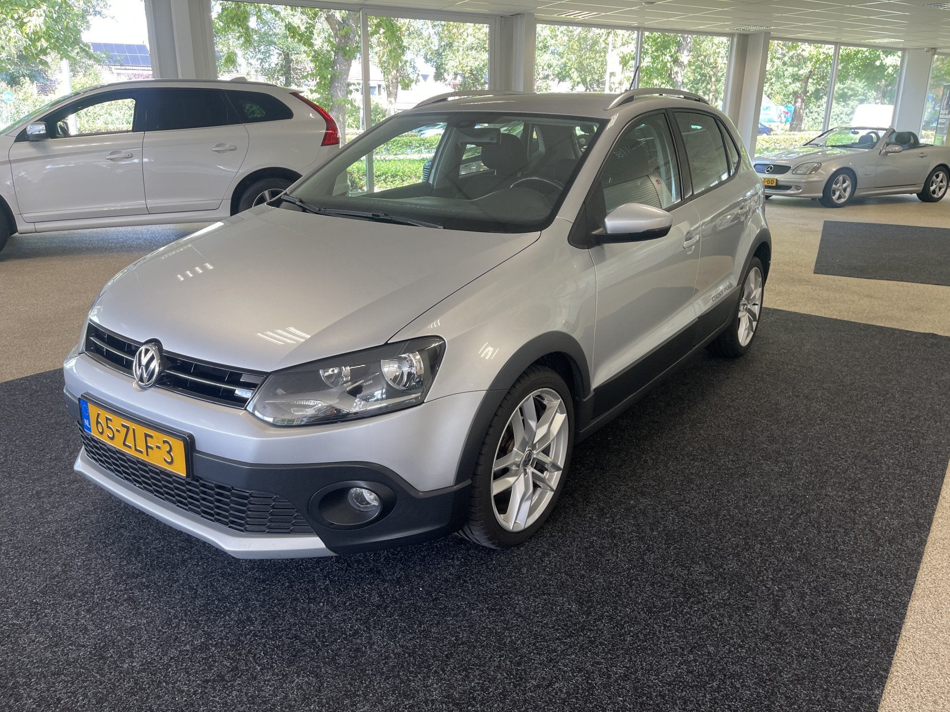 Volkswagen Polo 1.2 TSI Cross (bj 2013), Auto's, Volkswagen, Euro 5, Stof, Automatische klimaatregeling, Origineel Nederlands