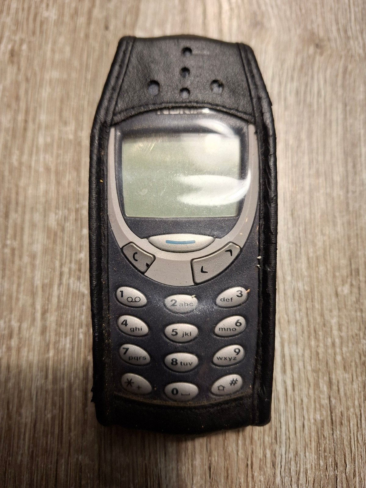 Nokia 3310 met hoesje - Klassieke mobiele telefoon, Gebruikt, Geen camera, Zwart, Fysiek toetsenbord