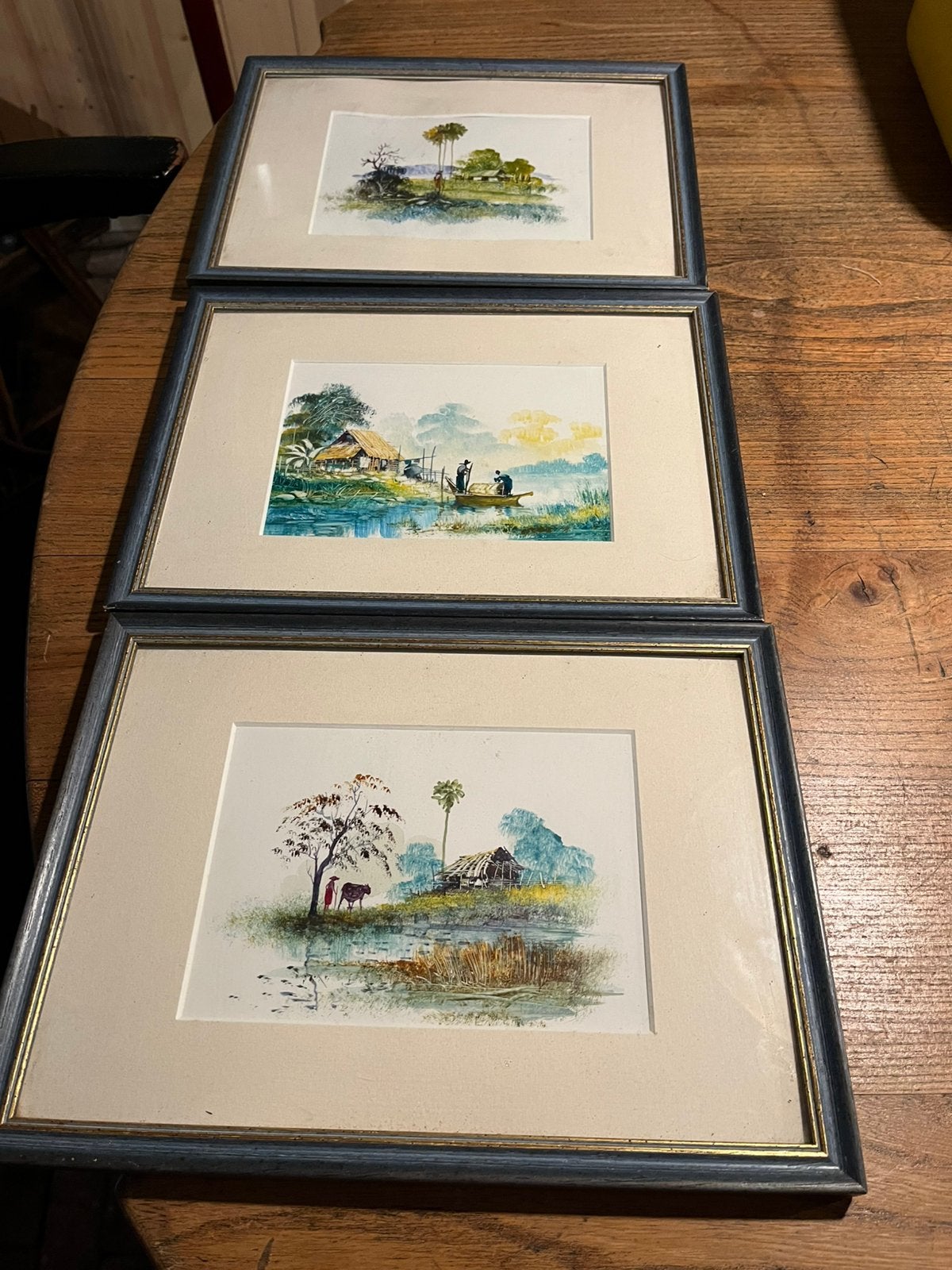 3 oude prentjes uit Indonesie., Ophalen