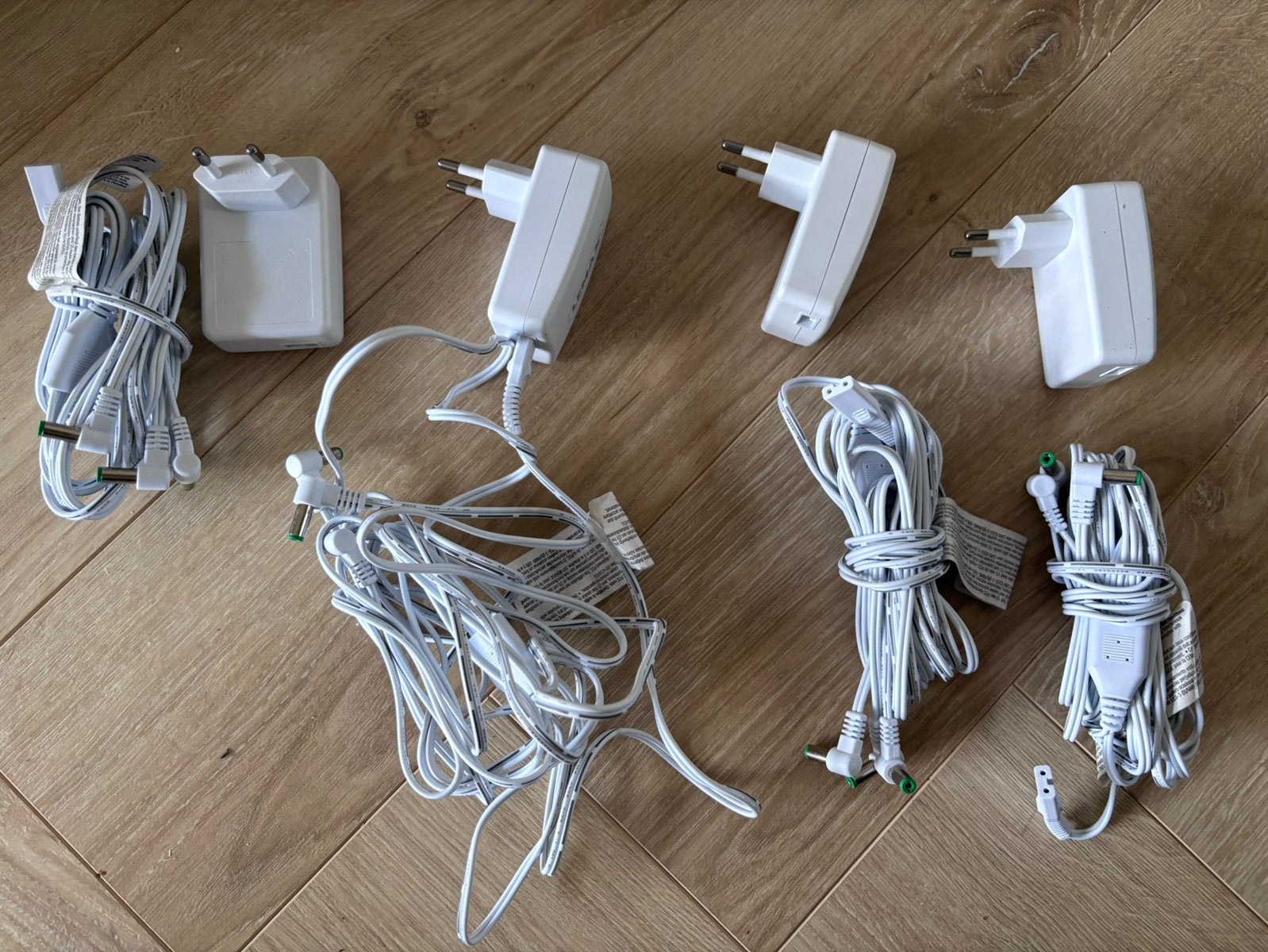 LEMAX ADAPTERS 3 POLIG 4 STUKS, Ophalen of Verzenden, Zo goed als nieuw